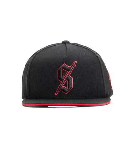 STRIKE SNAPBACK BLACK / RED