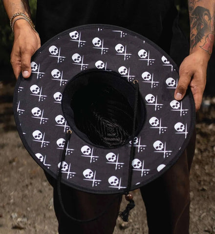 TIMELESS SHADE HAT