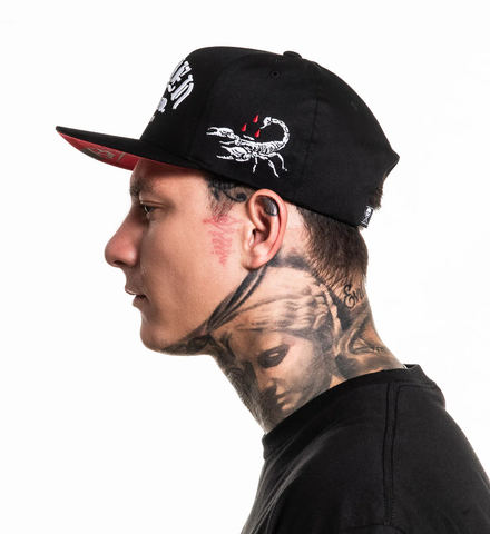 EMPIRE SNAPBACK - BLACK / RED