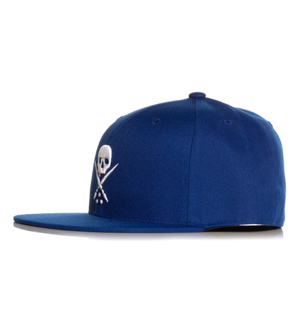 BADGE FITTED HAT - ROYAL BLUE
